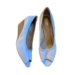 Clarks Artisan Burmese Wedge Heels Size 10